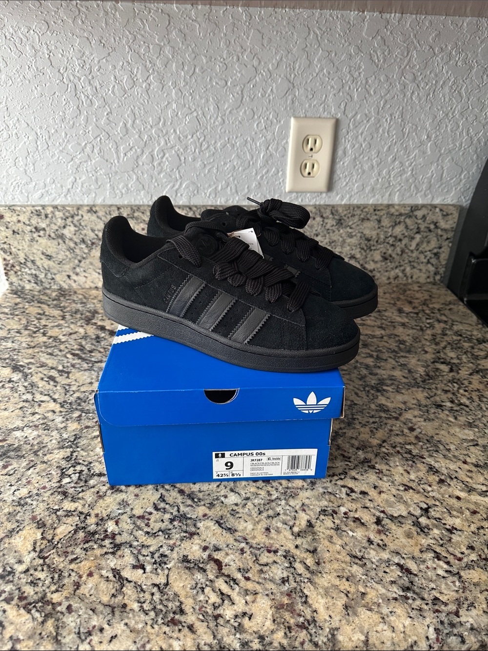 adidas Campus Suede Low-Top Sneakers - Black